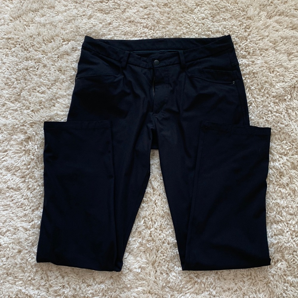 mens lululemon 36x32 pants!
